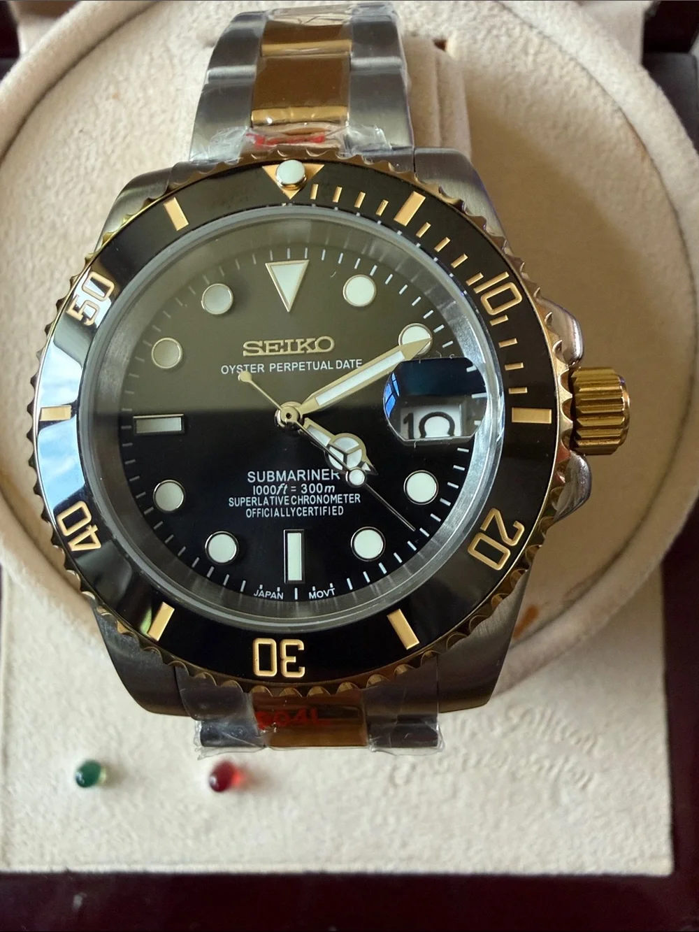 Seiko Mod-Custom Black and Gold Two-Tone Diver Watch 40mm NH35A Automatic MVMT